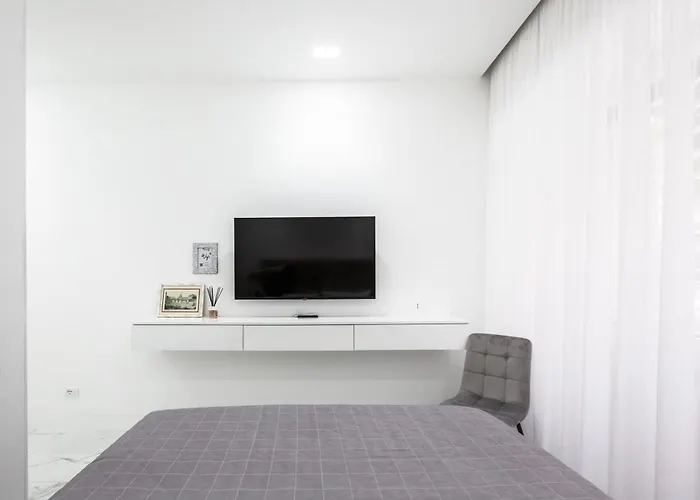 Alissa Suite